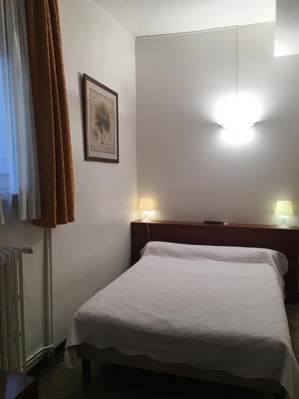 Hotel Des Etuves 몽펠리에 외부 사진